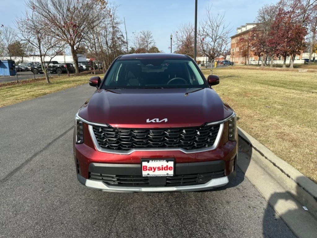 Certified 2024 Kia Sorento LX SUV