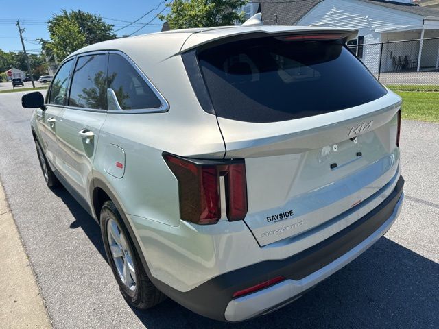2026 Kia Sorento LX - Photo 14
