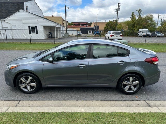 2018 Kia Forte S photo 22