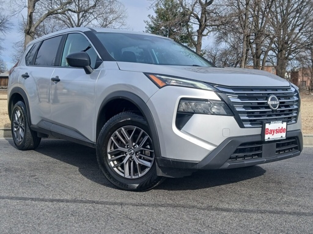 Used 2024 Nissan Rogue S SUV