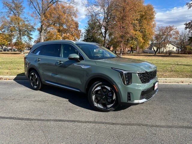 2026 Kia Sorento Hybrid EX photo 2