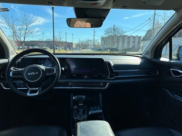 2023 Kia Sportage EX photo 3