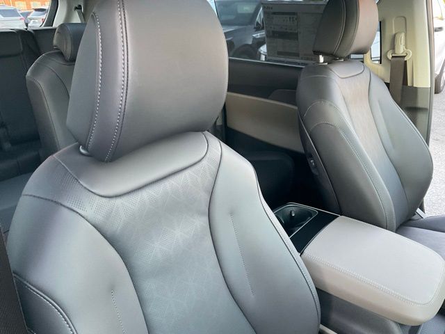2026 Kia Carnival SX - Photo 61