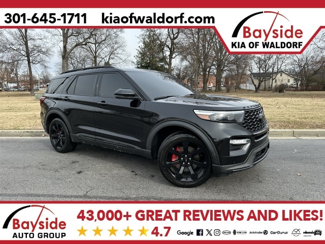 2021 Ford Explorer ST's photo