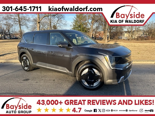 2026 Kia EV9 Light Long Range's photo