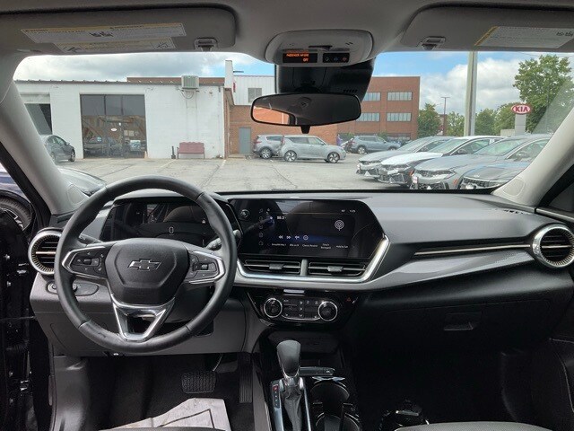 2025 Chevrolet Trax ACTIV photo 3