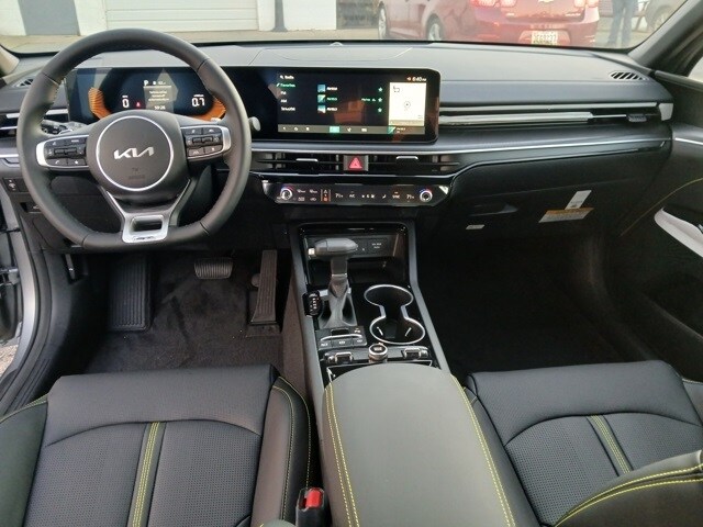 2026 Kia K5 GT photo 3