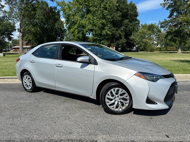 Used 2019 Toyota Corolla LE with VIN 2T1BURHE7KC185660 for sale in Waldorf, MD
