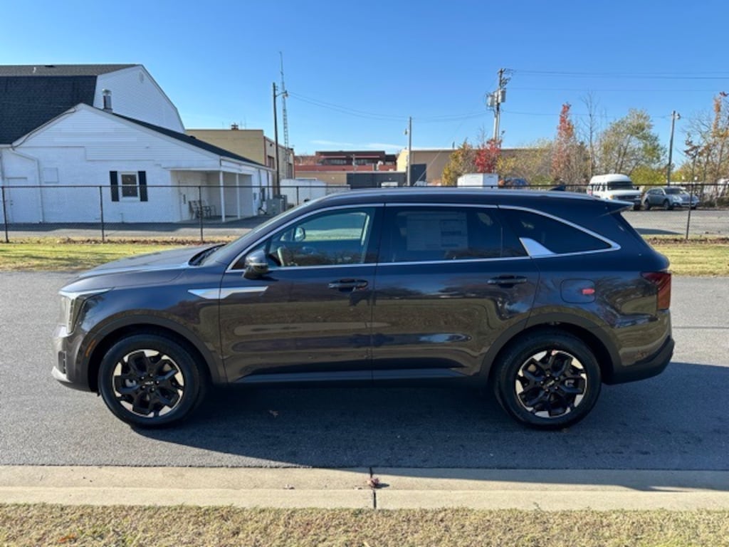 New 2026 Kia Sorento S SUV