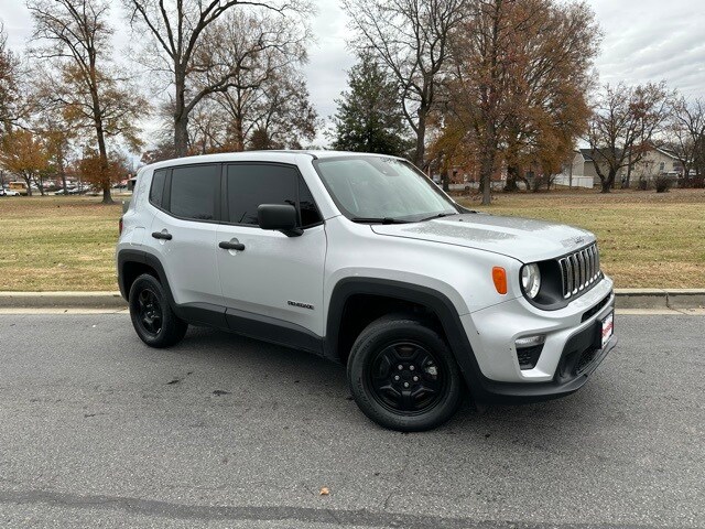 2021 Jeep Renegade Sport photo 2