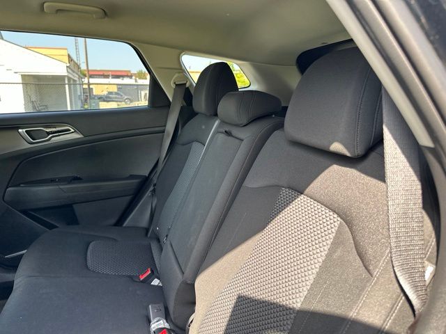 2026 Kia Sportage LX - Photo 16