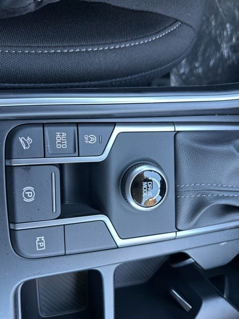2026 Kia Sorento LX - Photo 34