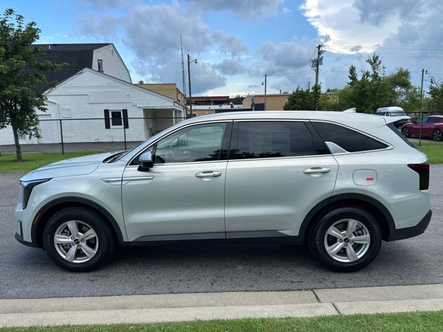 2026 Kia Sorento LX - Photo 27