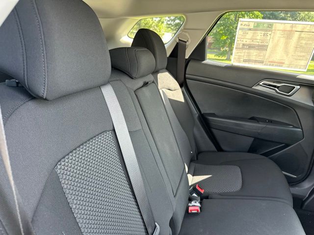 2026 Kia Sportage LX - Photo 22