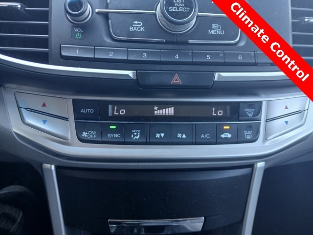 2013 Honda Accord LX photo 16
