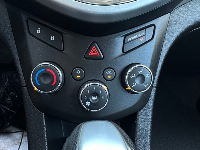 2019 Chevrolet Sonic LS photo 11