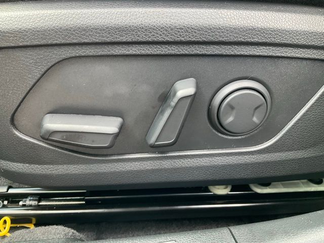 2025 Kia K5 EX - Photo 51