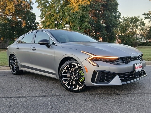 2026 Kia K5 GT photo 2