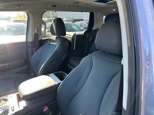 2026 Kia Carnival SX Prestige - Photo 7