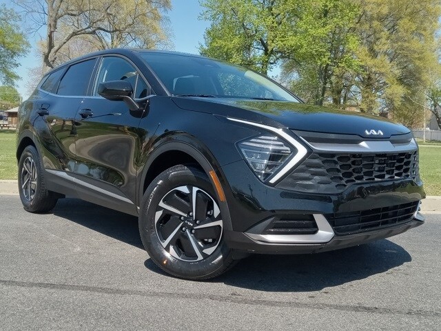 2025 Kia Sportage Hybrid LX photo 2