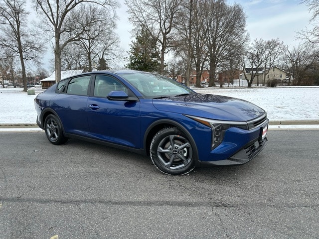 2025 Kia K4 LXS's photo