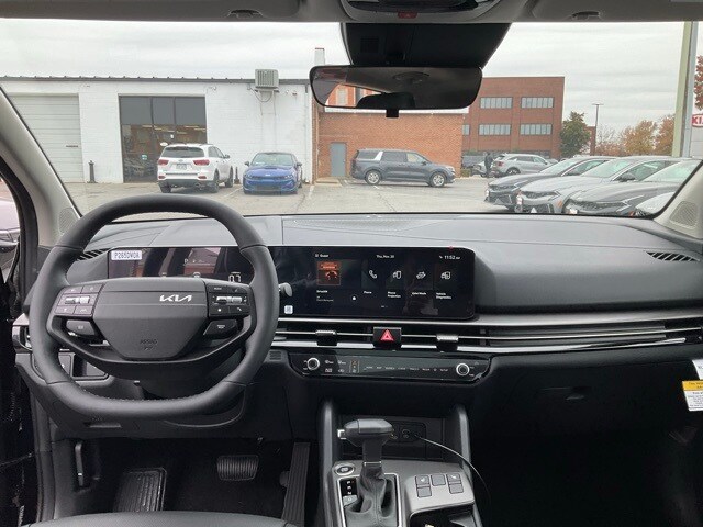 2026 Kia Sportage EX photo 3