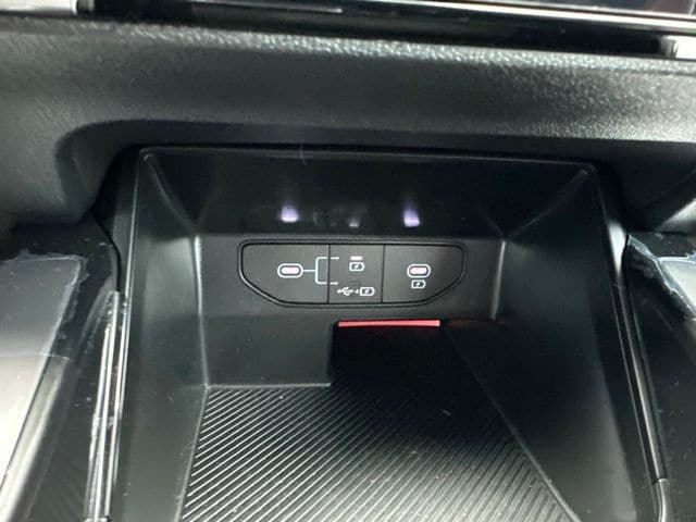 2026 Kia Sorento LX - Photo 33