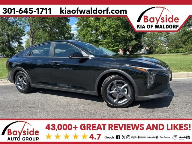 2026 Kia K4 LXS AT's photo