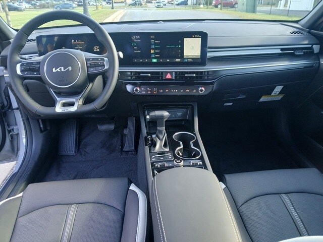 2026 Kia K5 GT-Line photo 3