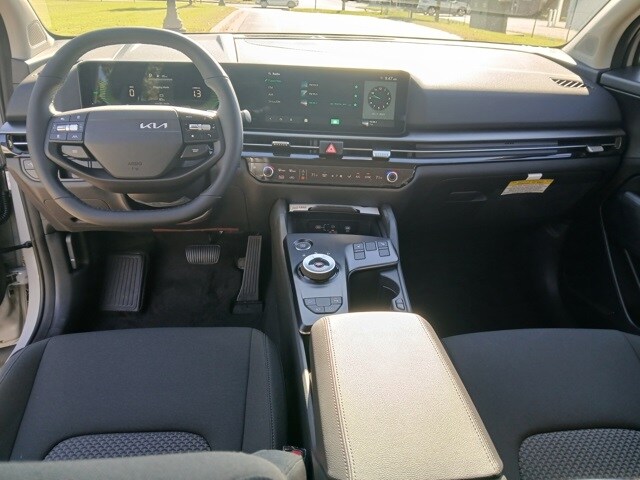 2026 Kia Sportage Hybrid S photo 3