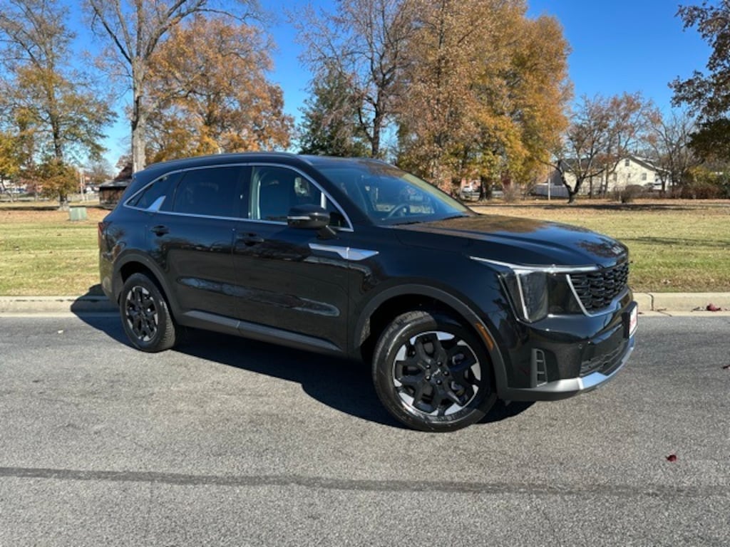 New 2026 Kia Sorento S SUV