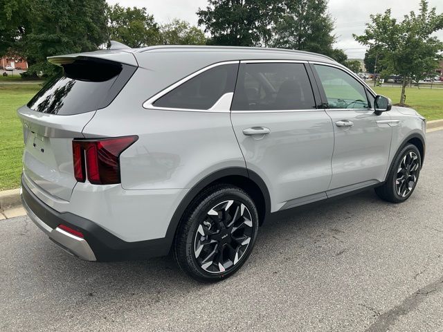 2026 Kia Sorento EX - Photo 11
