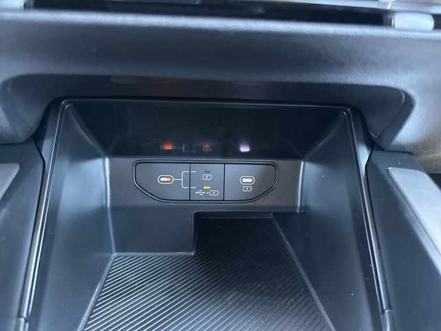 2026 Kia Sorento LX - Photo 37