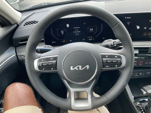 2025 Kia K5 EX - Photo 44
