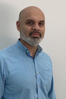 Staff member Ruben Negron from ID_e3056afecf53
