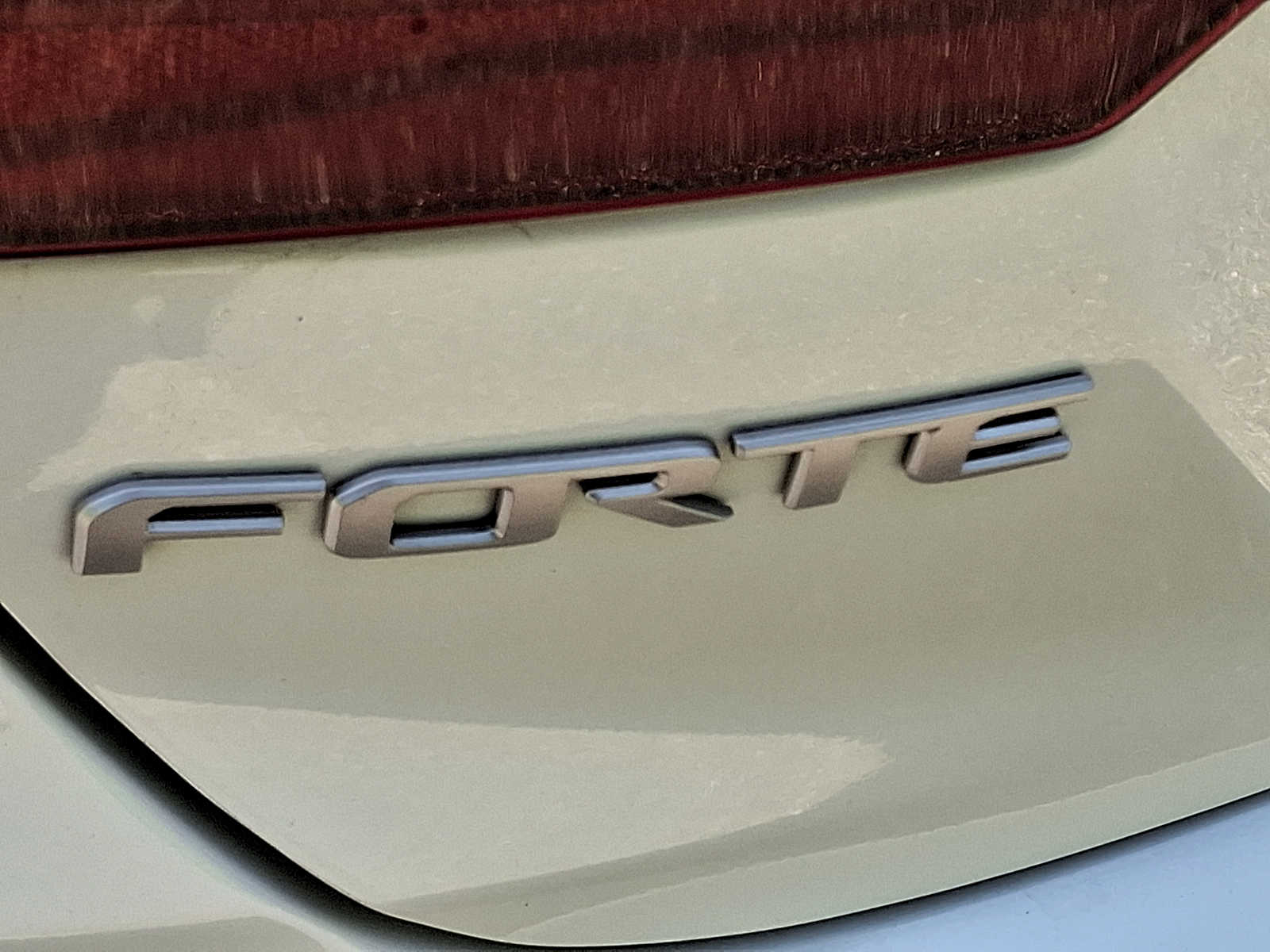 2023 Kia Forte LXS - Photo 30