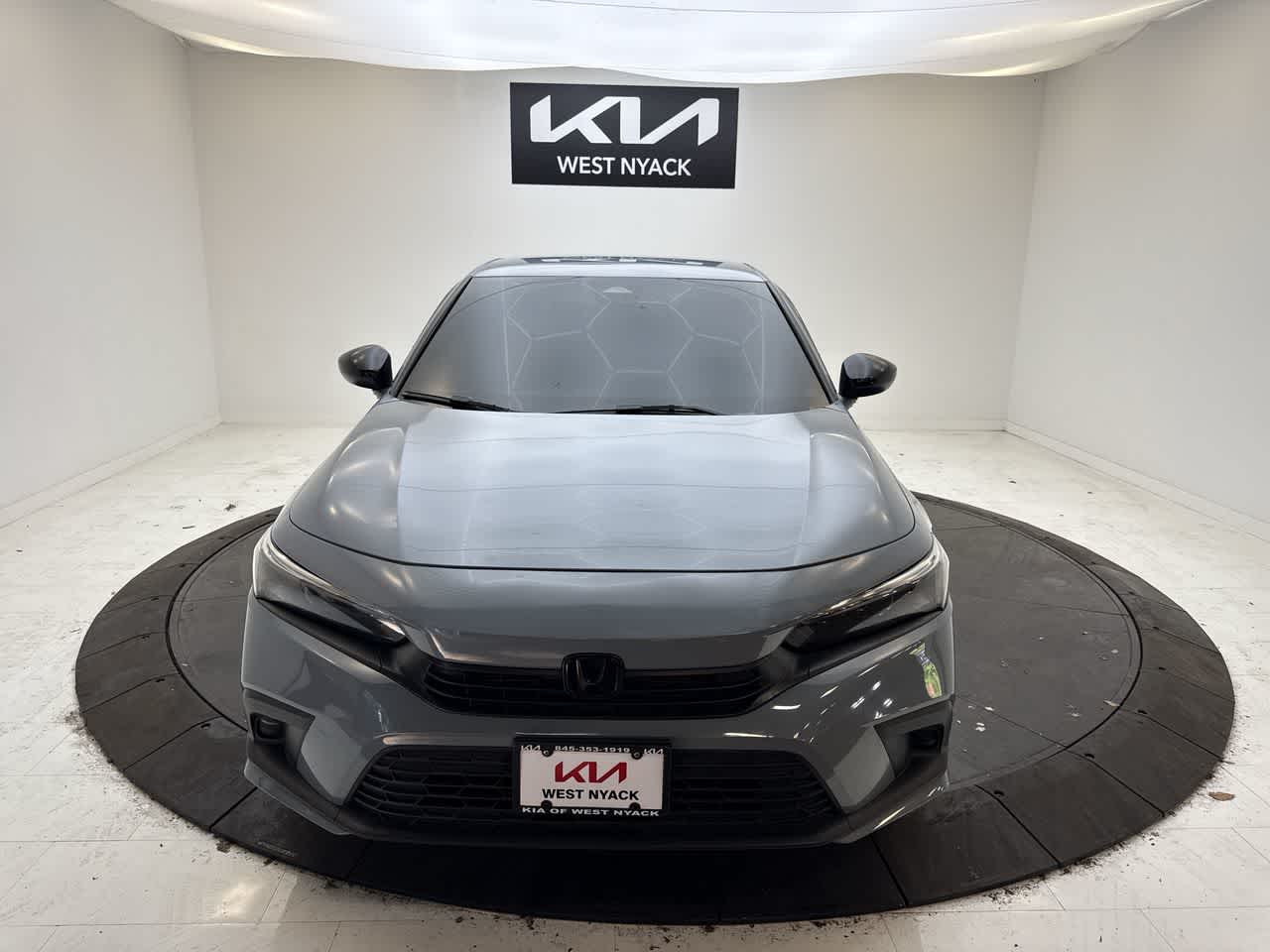 2HGFE2F56NH604909