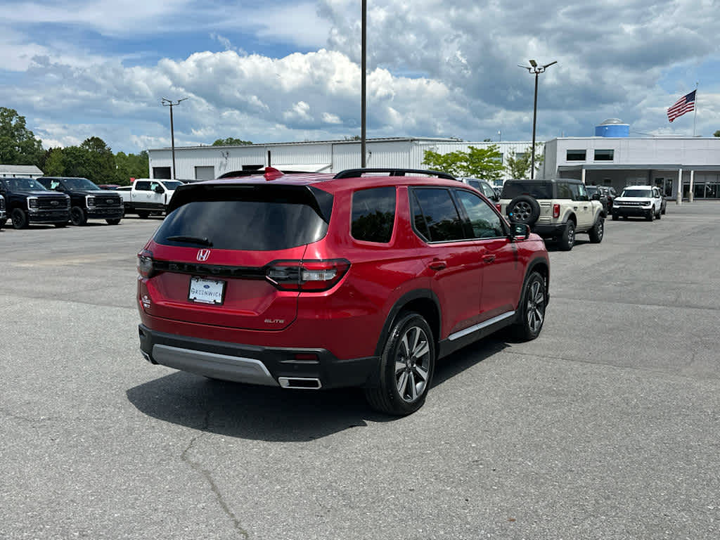 2025 Honda Pilot Elite photo 3