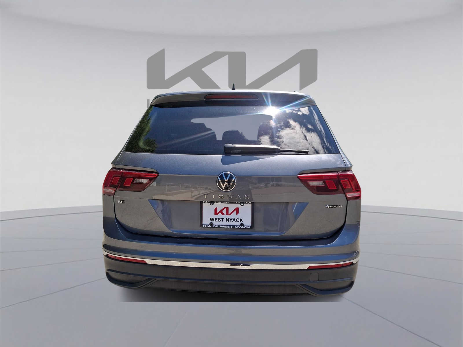 2024 Volkswagen Tiguan SE - Photo 5