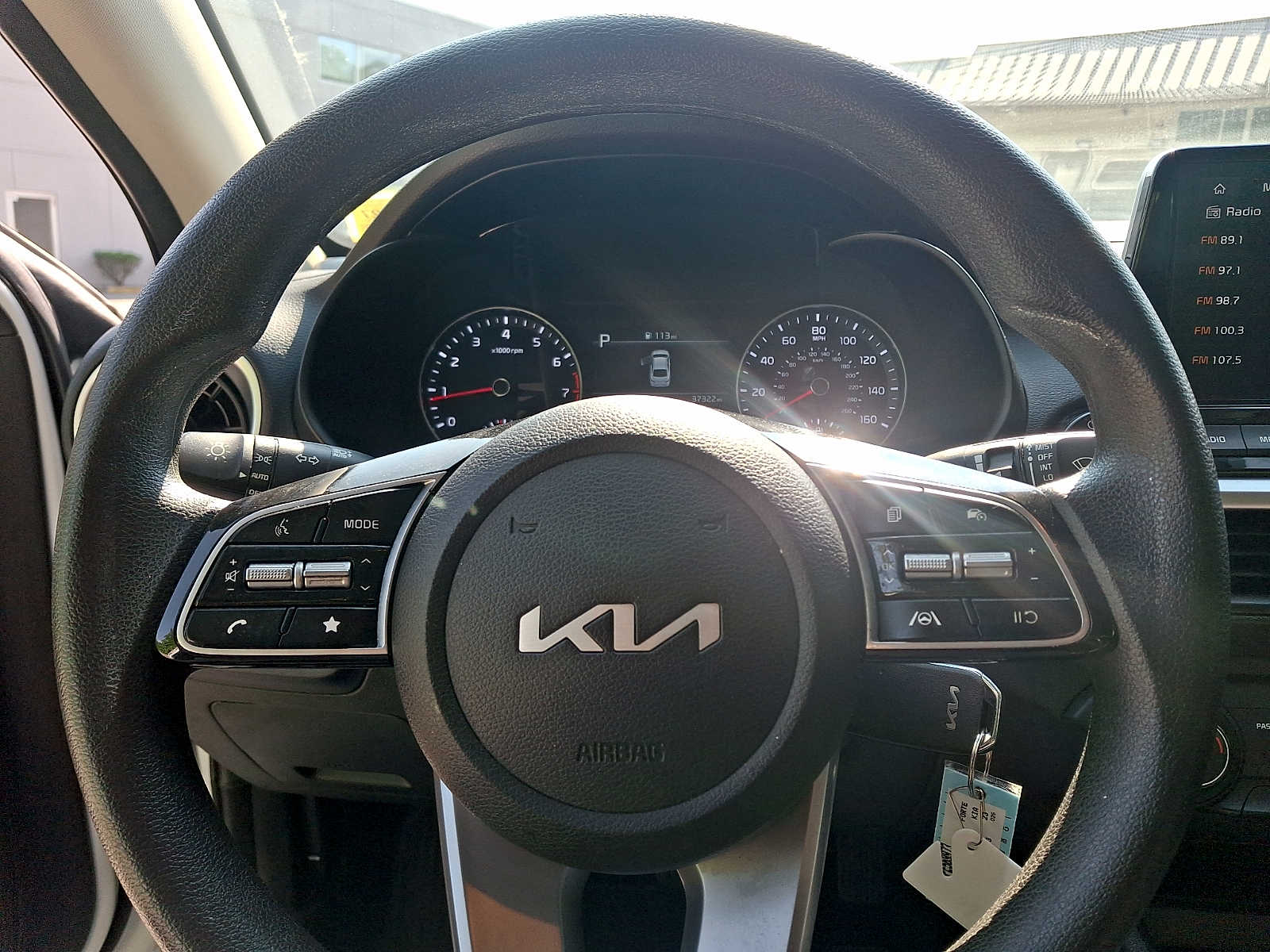 2023 Kia Forte LXS - Photo 18