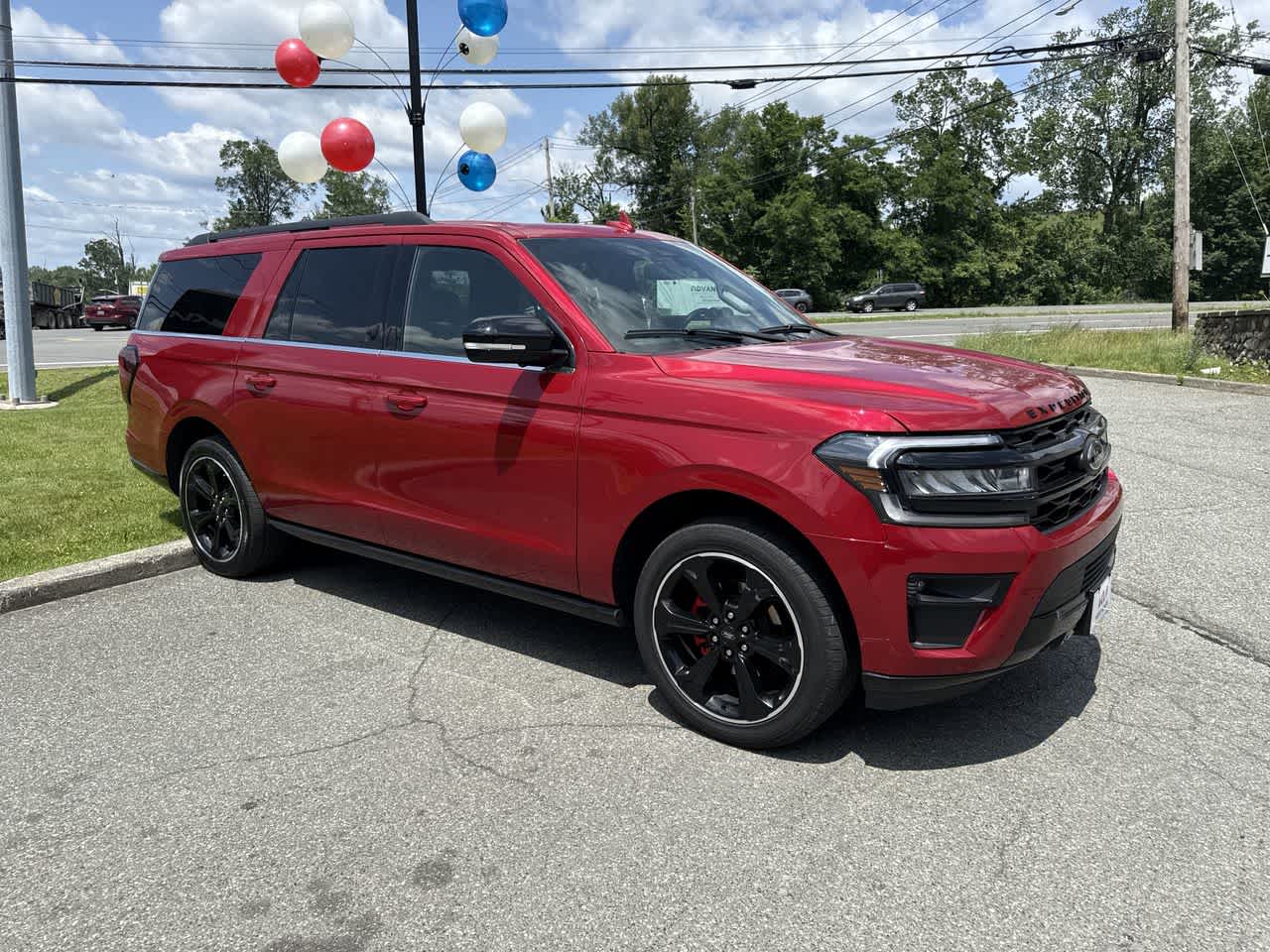 Used 2022 Ford Expedition Limited with VIN 1FMJK2AT4NEA39473 for sale in West Nyack, NY