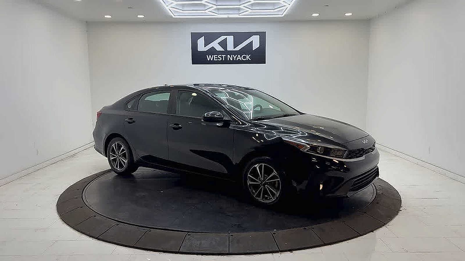 Used 2023 Kia Forte LXS with VIN 3KPF24AD8PE580712 for sale in West Nyack, NY