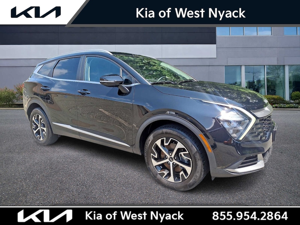Used 2023 Kia Sportage EX AWD