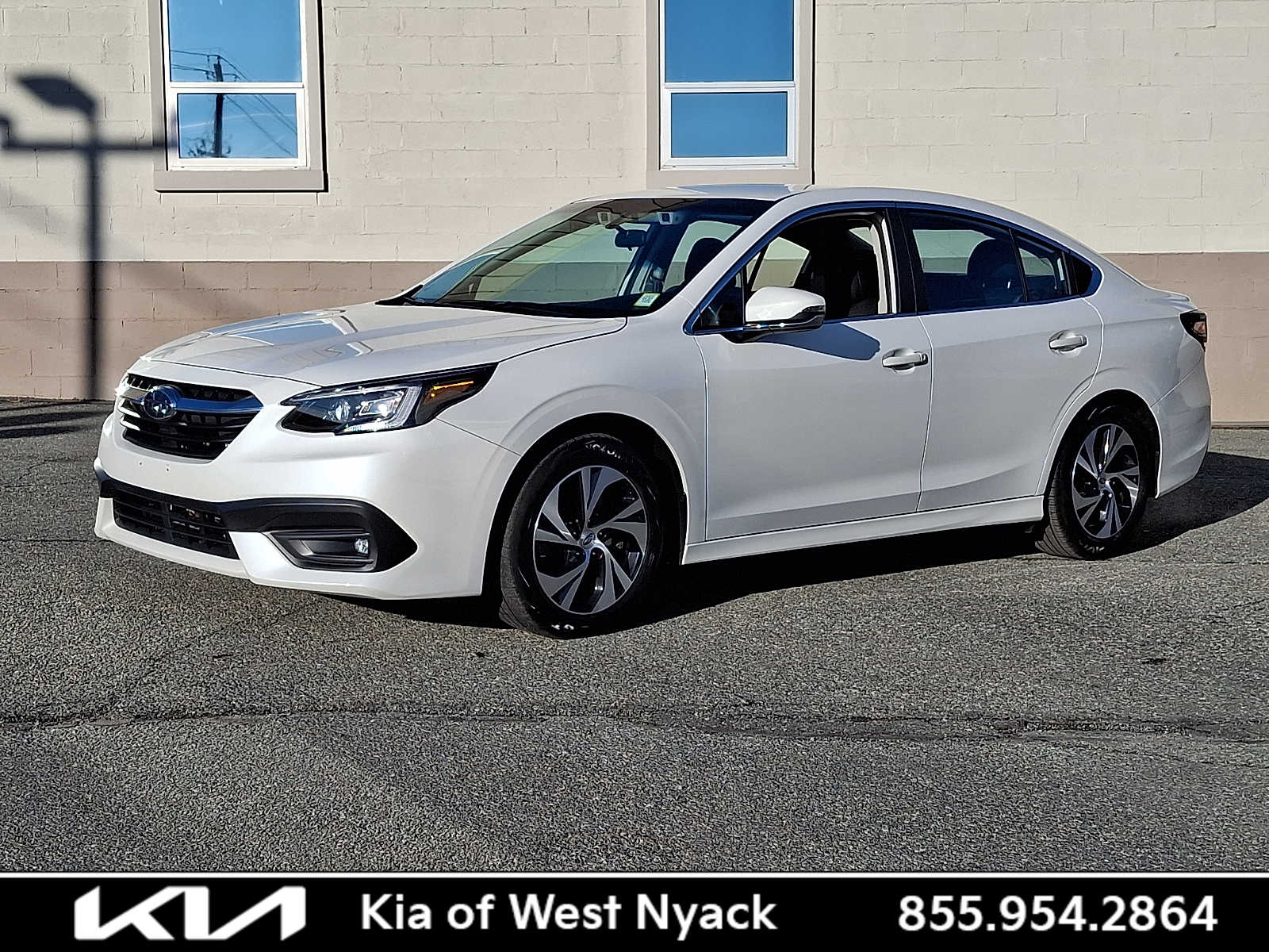 2022 Subaru Legacy Premium's photo