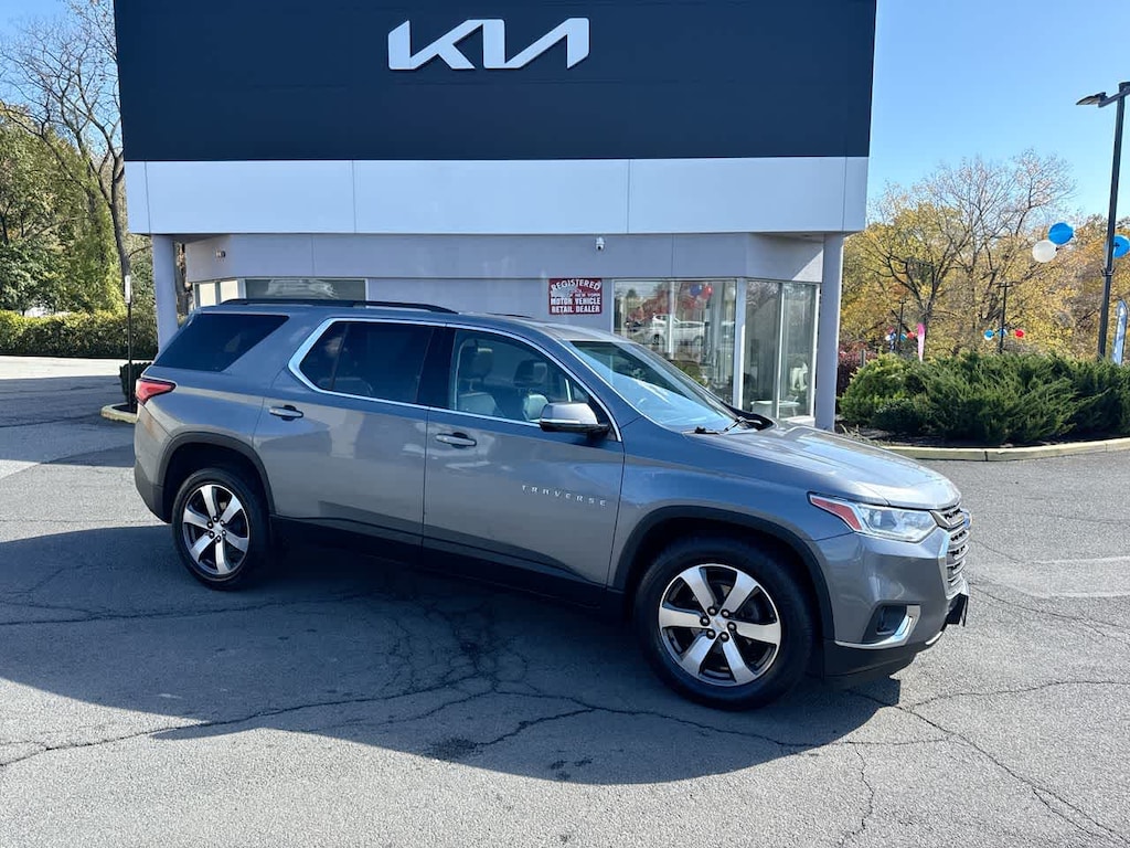 Used 2019 Chevrolet Traverse LT Leather AWD