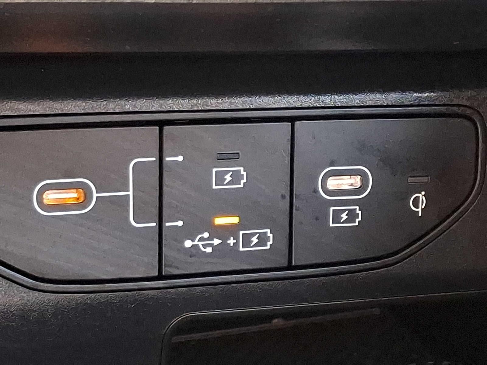 2025 Kia Sorento EX Hybrid - Photo 26