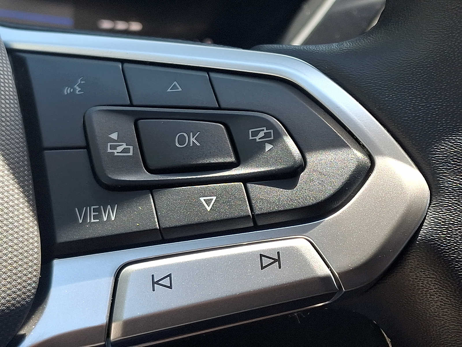 2024 Volkswagen Tiguan SE - Photo 22