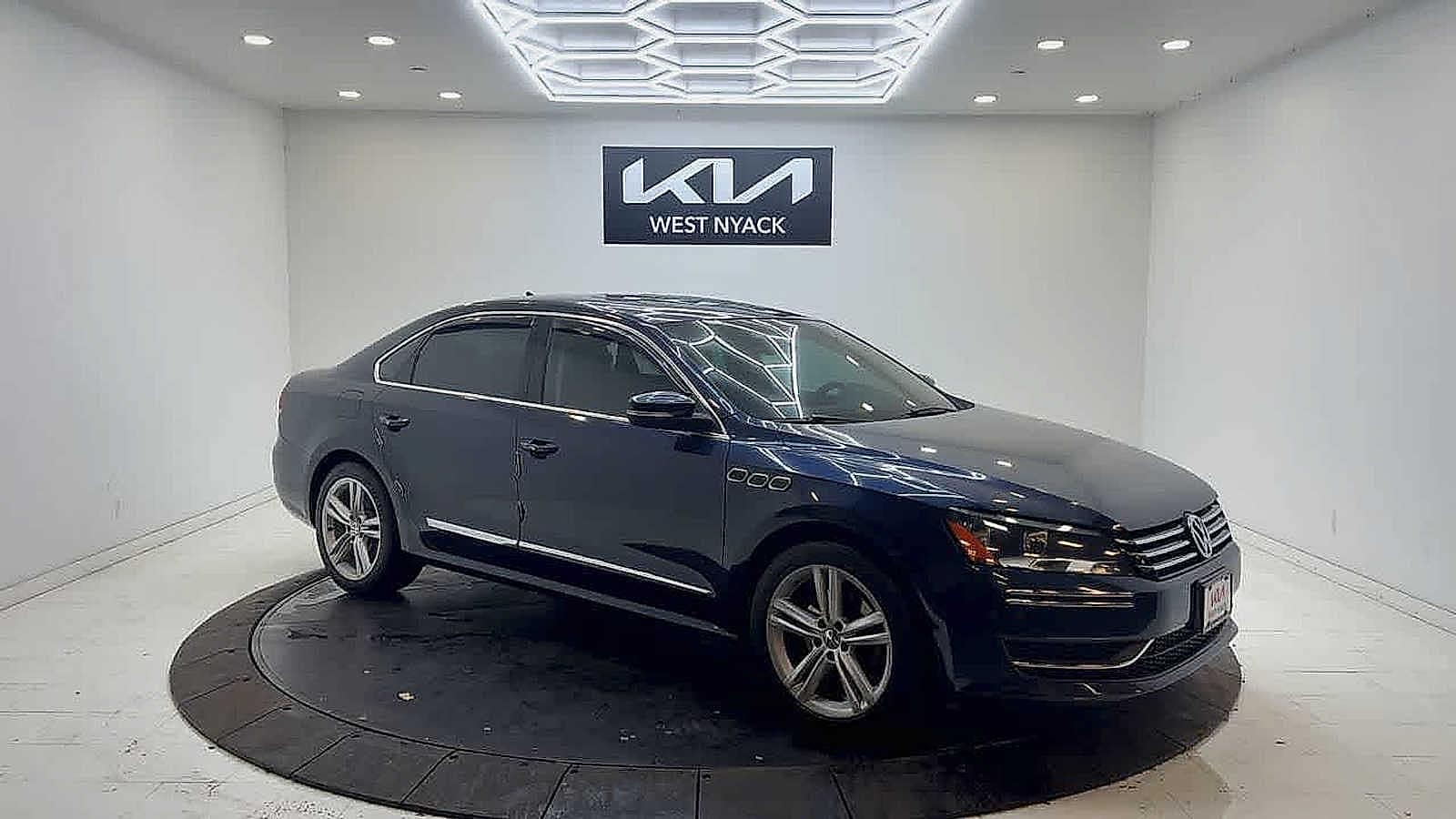 Used 2014 Volkswagen Passat SE with VIN 1VWBT7A32EC091647 for sale in West Nyack, NY
