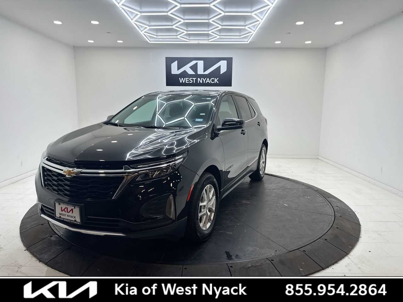 2023 Chevrolet Equinox LT's photo