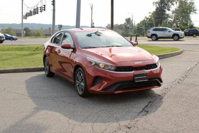 Certified 2022 Kia FORTE LXS with VIN 3KPF24AD3NE464170 for sale in West Nyack, NY